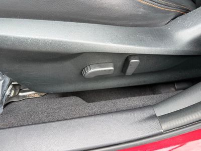 2018 Subaru Crosstrek — photo 16 view