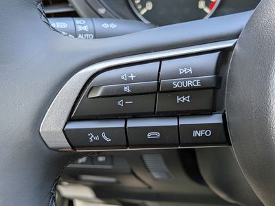 2026 Mazda CX-30 - Photo 25
