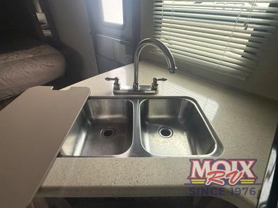 2016 Dutchmen RV Aerolite - Photo 17