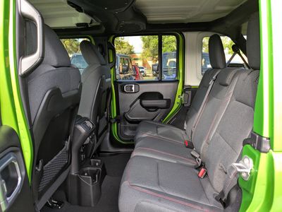 2026 Jeep Wrangler - Photo 13