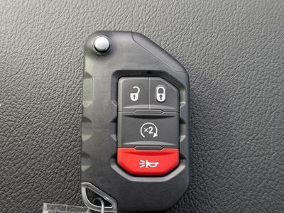 2026 Jeep Wrangler - Photo 30