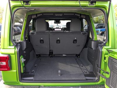 2026 Jeep Wrangler - Photo 12
