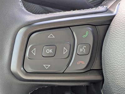 2026 Jeep Wrangler - Photo 25