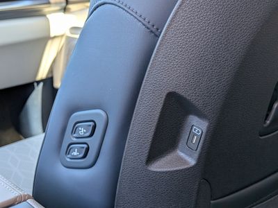 2026 Kia Carnival — photo 20 view