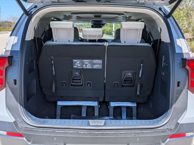 2026 Kia Carnival — photo 13 view
