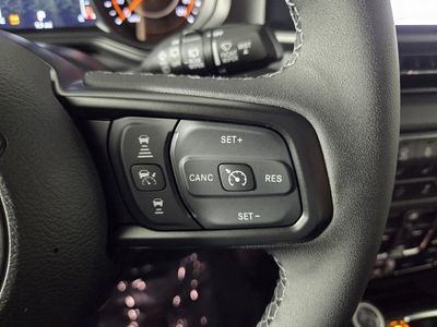 2026 Jeep Wrangler - Photo 13