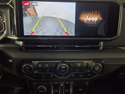 2026 Jeep Wrangler - Photo 10