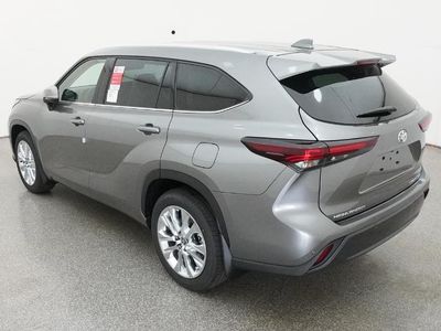 2026 Toyota Highlander - Photo 14