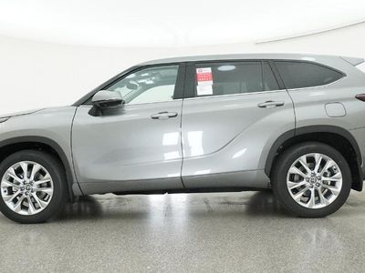 2026 Toyota Highlander - Photo 18