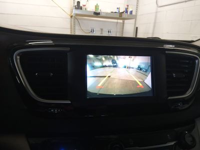 2022 Chrysler Voyager - Photo 17