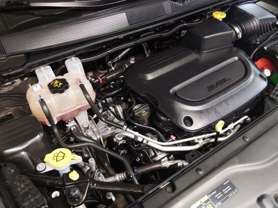 2022 Chrysler Voyager - Photo 9