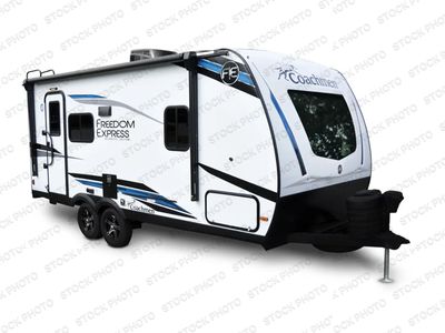 2025 Coachmen RV Freedom Express Ultra Lite - Photo 14