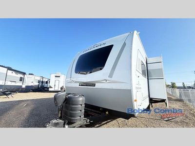 2025 Coachmen RV Freedom Express Ultra Lite - Photo 11