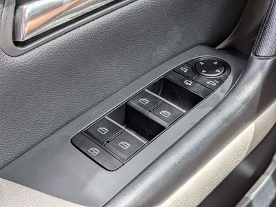 2026 Mazda CX-50 - Photo 21