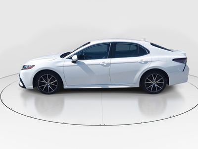 2023 Toyota Camry - Photo 4
