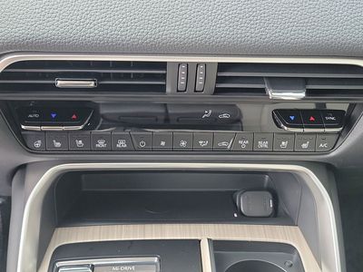 2026 Mazda CX-90 - Photo 32