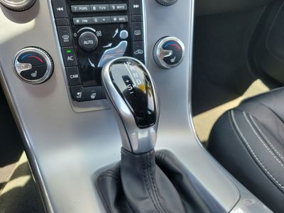 2018 Volvo V60 - Photo 25