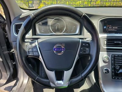 2018 Volvo V60 - Photo 29