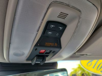 2018 Volvo V60 - Photo 18