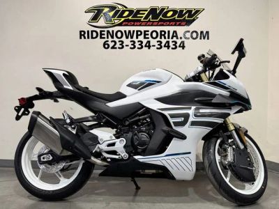 2026 CFMOTO 450SS — front three-quarter view