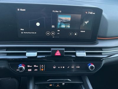 2026 Kia Sportage Hybrid — photo 12 view