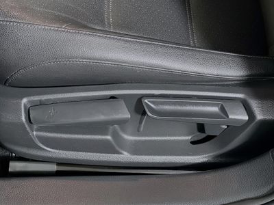 2018 Volkswagen Jetta - Photo 13