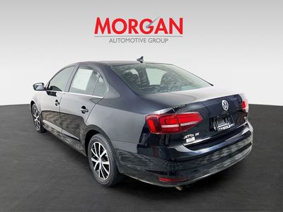 2018 Volkswagen Jetta - Photo 5