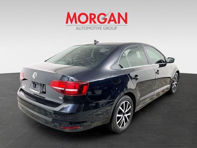 2018 Volkswagen Jetta - Photo 3