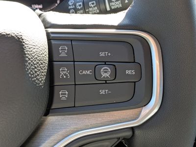 2026 Jeep Grand Wagoneer - Photo 29