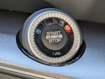 2026 Jeep Grand Wagoneer - Photo 32