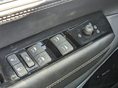 2026 Jeep Grand Wagoneer - Photo 27