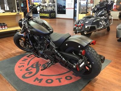2025 Indian Motorcycle Scout Bobber Limited +Tech Black Smoke - Photo 6