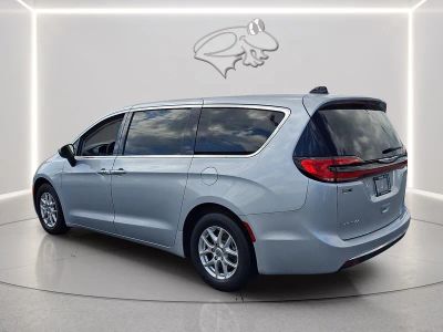 2023 Chrysler Pacifica — rear three-quarter view