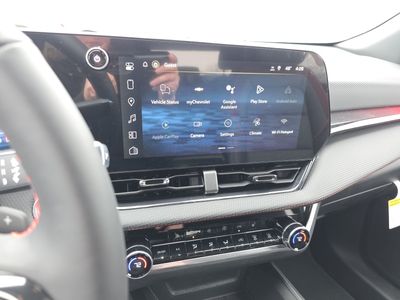 2026 Chevrolet Equinox — photo 11 view