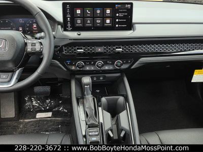 2026 Honda Accord Hybrid - Photo 10