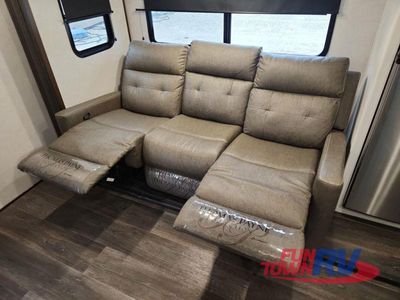 2023 Dutchmen RV Atlas - Photo 29