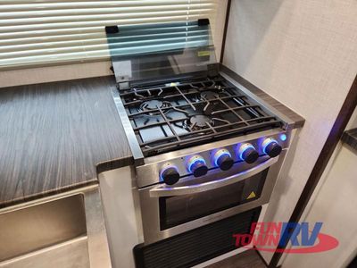 2023 Dutchmen RV Atlas - Photo 22