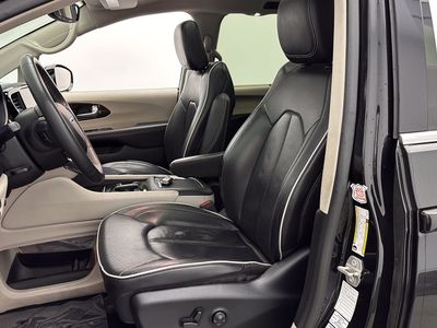 2023 Chrysler Pacifica - Photo 17