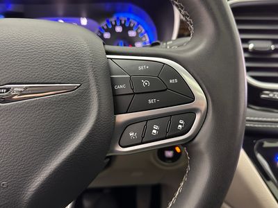 2023 Chrysler Pacifica - Photo 21