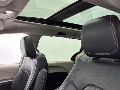 2023 Chrysler Pacifica - Photo 6