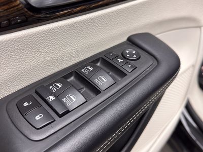 2023 Chrysler Pacifica - Photo 13
