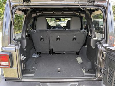 2026 Jeep Wrangler - Photo 12