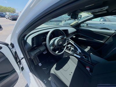 2026 Hyundai ELANTRA — photo 7 view