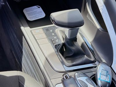 2026 Hyundai ELANTRA — photo 13 view