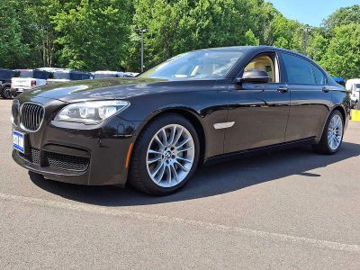 2015 BMW 750Li xDrive — rear three-quarter view