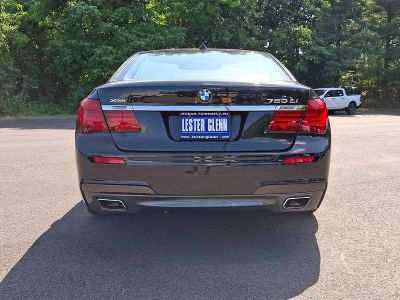 2015 BMW 750Li xDrive — detail view