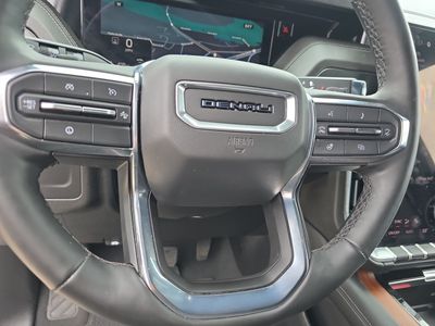 2025 GMC Yukon — photo 19 view