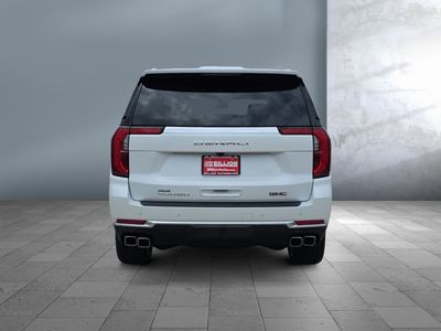2025 GMC Yukon — detail view