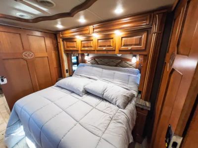 2017 Tiffin ALLEGRO BUS — photo 15 view