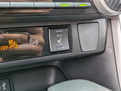 2019 Toyota RAV4 - Photo 33